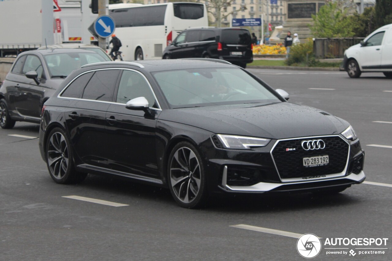 Audi RS4 Avant B9