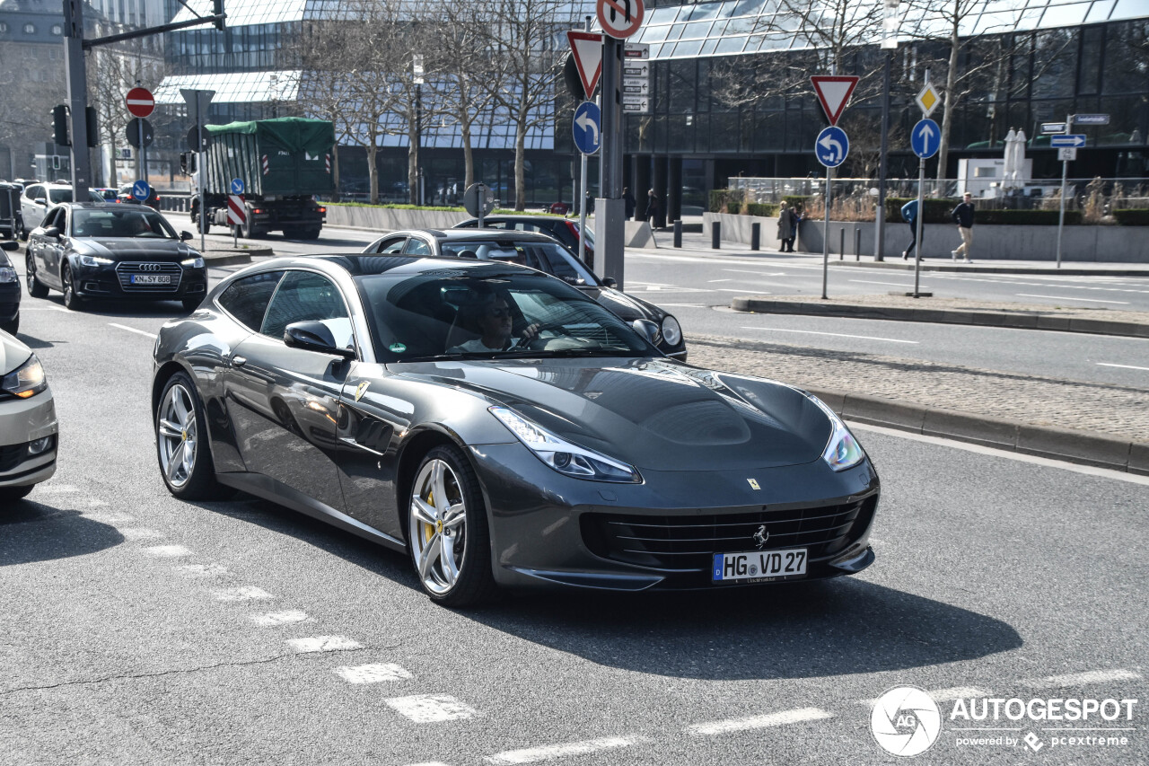 Ferrari GTC4Lusso