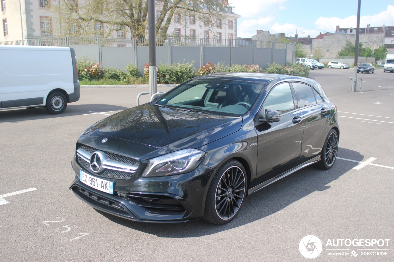 Mercedes-AMG A 45 W176 2015