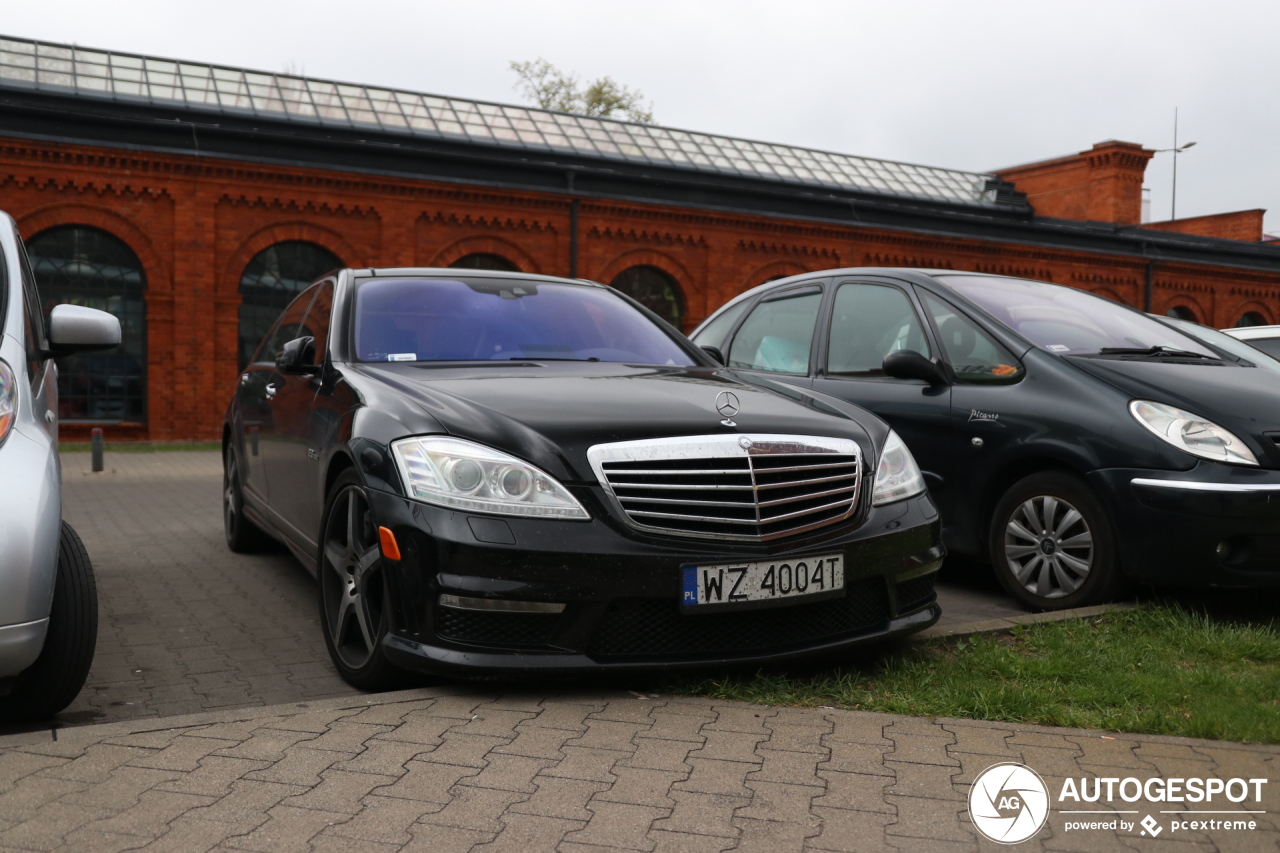 Mercedes-Benz S 63 AMG W221 2010