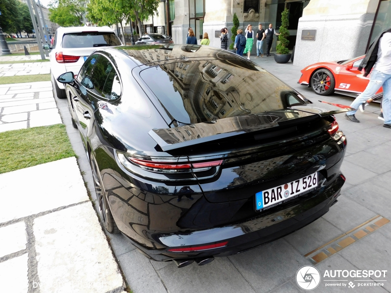 Porsche 971 Panamera GTS MkI