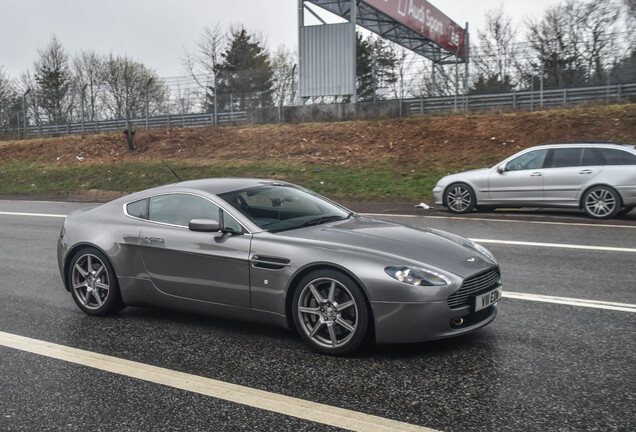 Aston Martin V8 Vantage