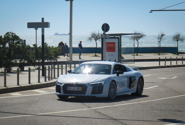 Audi R8 V10 Plus 2015