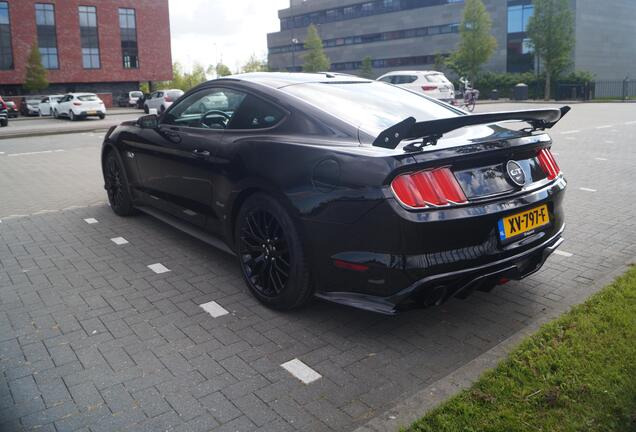 Ford Mustang GT 50th Anniversary Edition