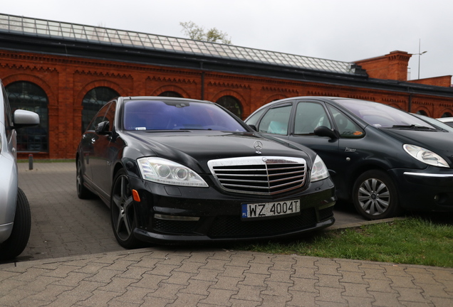 Mercedes-Benz S 63 AMG W221 2010