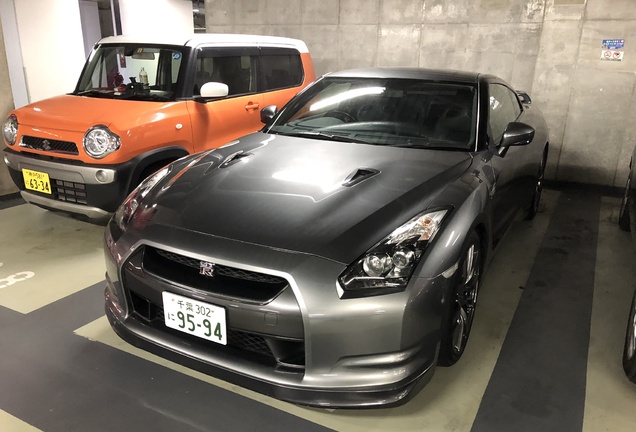 Nissan GT-R