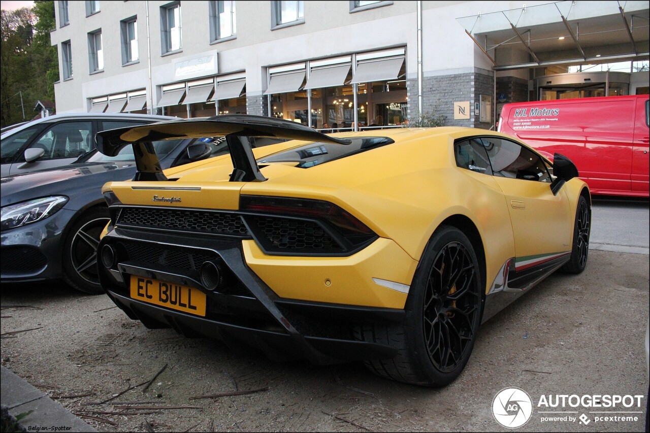 Lamborghini Huracán LP640-4 Performante