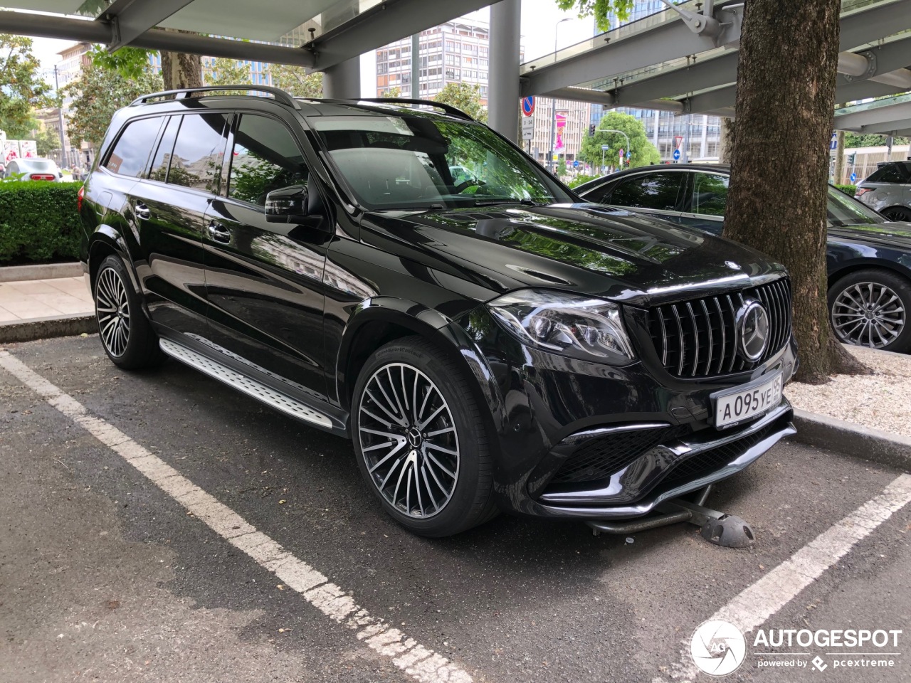 Mercedes-AMG GLS 63 X166