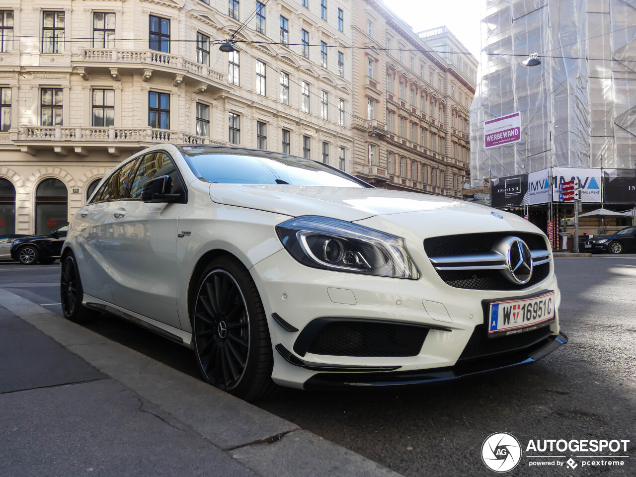 Mercedes-Benz A 45 AMG