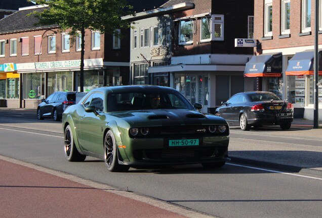 Dodge Challenger SRT Hellcat Widebody