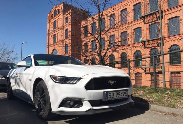 Ford Mustang GT 2015