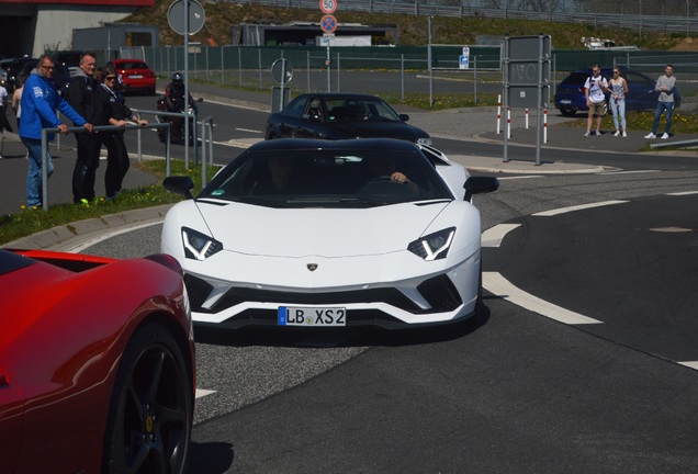 Lamborghini Aventador S LP740-4 Roadster