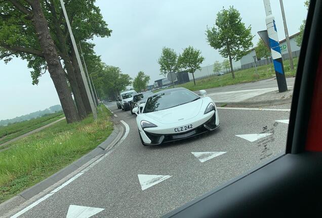 McLaren 570S