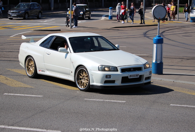 Nissan Skyline R34 GT-R