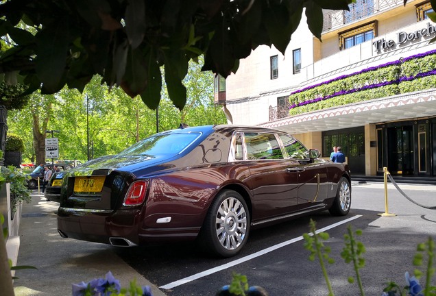 Rolls-Royce Phantom VIII EWB