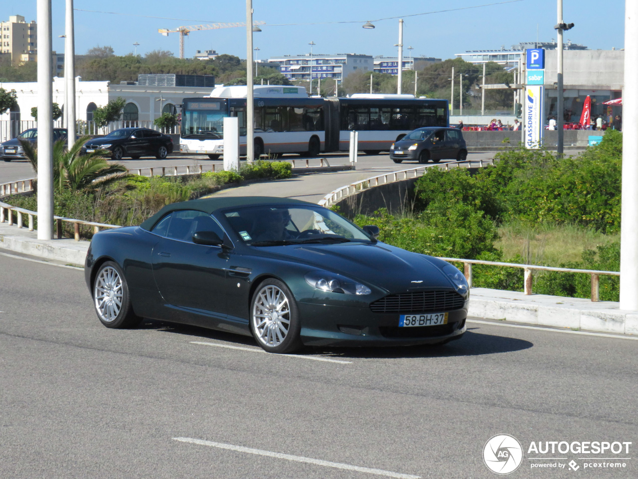 Aston Martin DB9 Volante