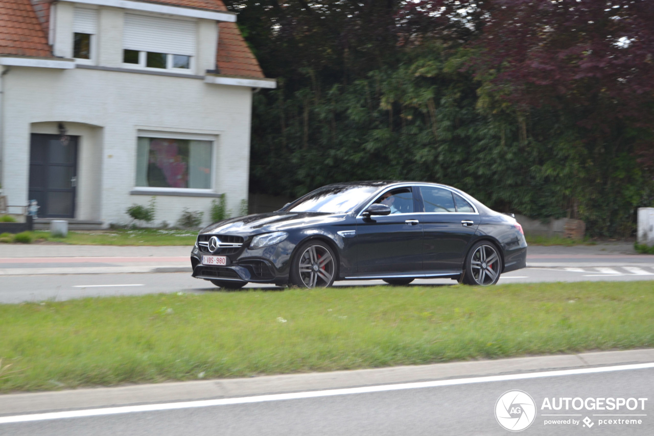 Mercedes-AMG E 63 S W213