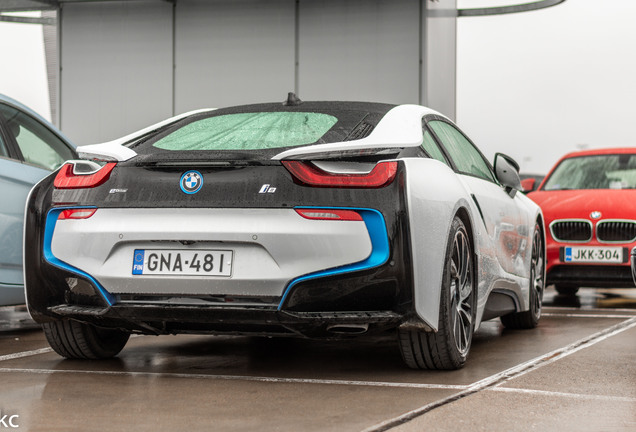 BMW i8