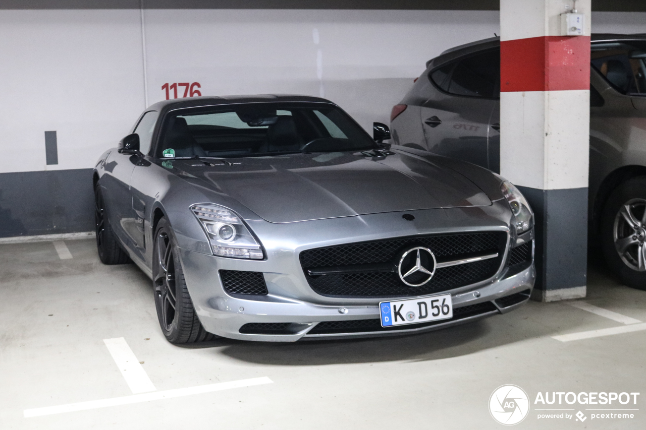 Mercedes-Benz SLS AMG