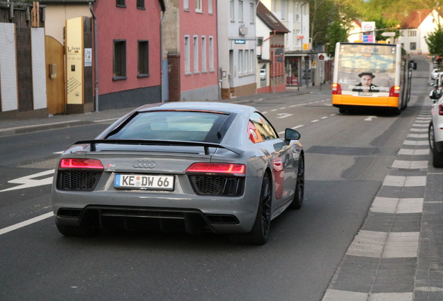 Audi R8 V10 Plus 2015