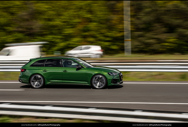 Audi RS4 Avant B9