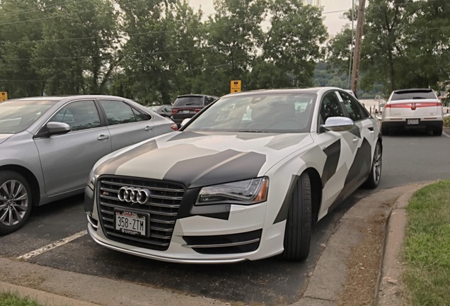 Audi S8 D4