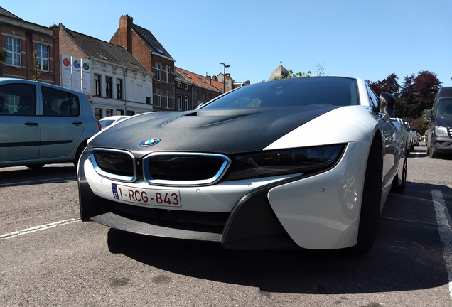 BMW i8