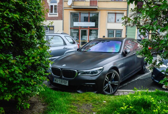 BMW M760Li xDrive