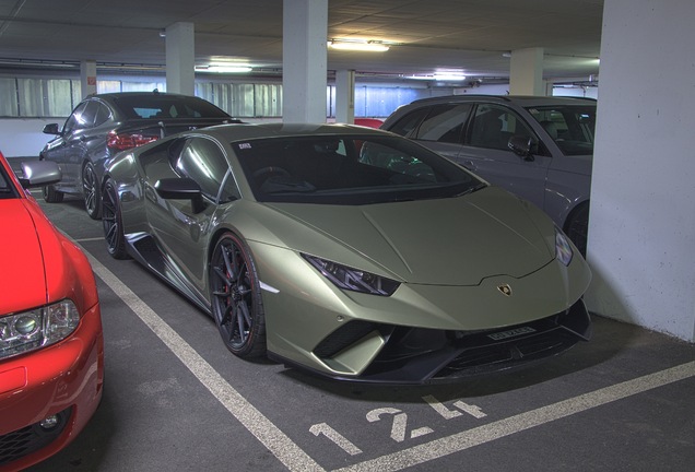 Lamborghini Huracán LP640-4 Performante