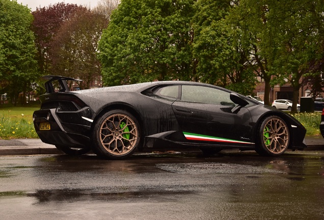 Lamborghini Huracán LP640-4 Performante