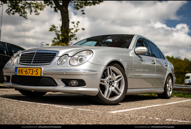 Mercedes-Benz E 55 AMG