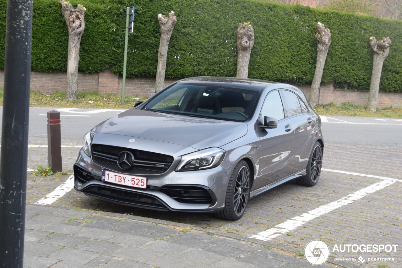 Mercedes-AMG A 45 W176 2015