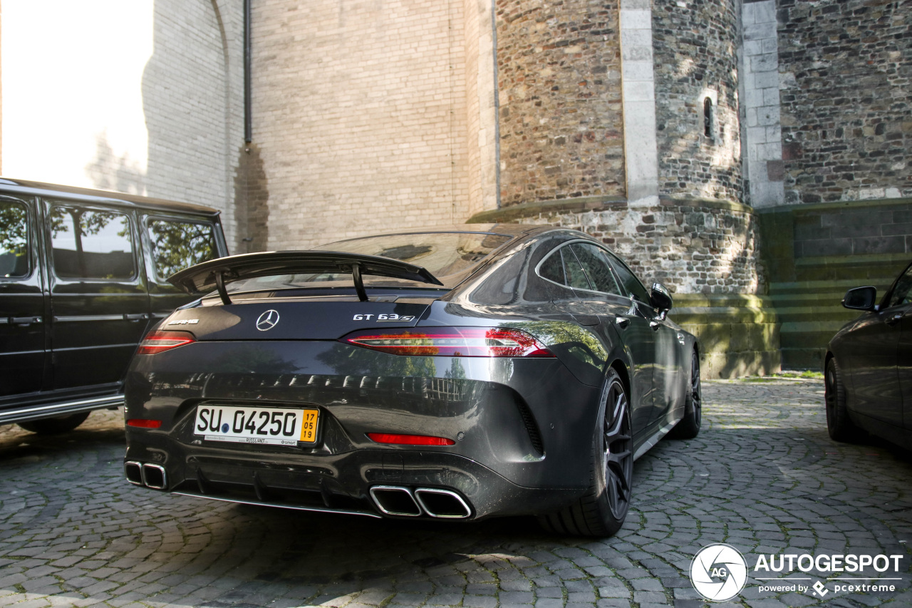 Mercedes-AMG GT 63 S X290