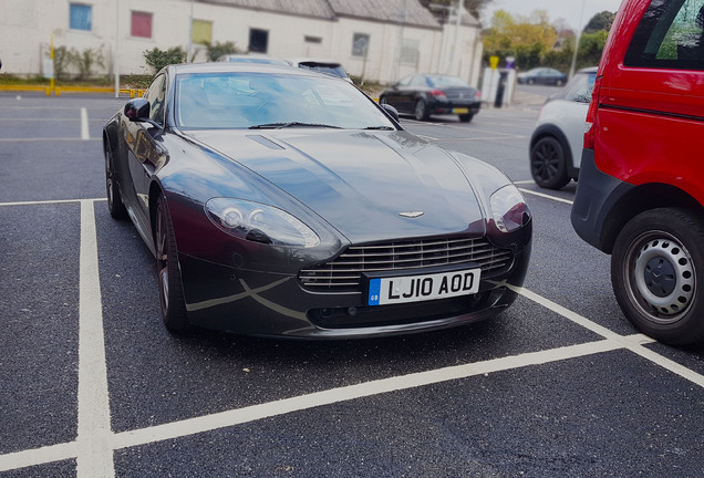 Aston Martin V8 Vantage