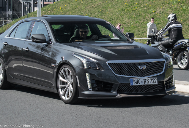 Cadillac CTS-V 2015