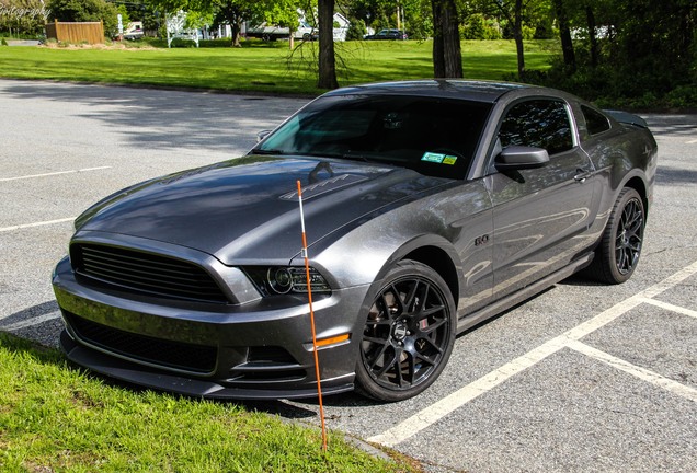 Ford Mustang GT 2013