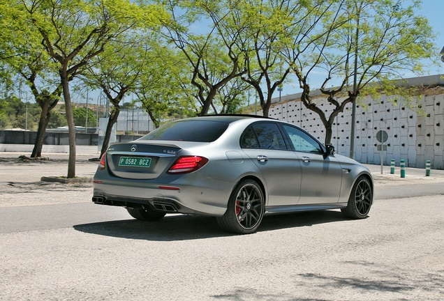 Mercedes-AMG E 63 S W213