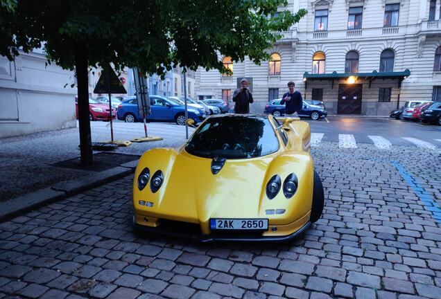 Pagani Zonda C12-S