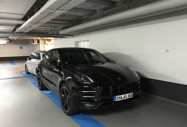 Porsche 95B Macan Turbo