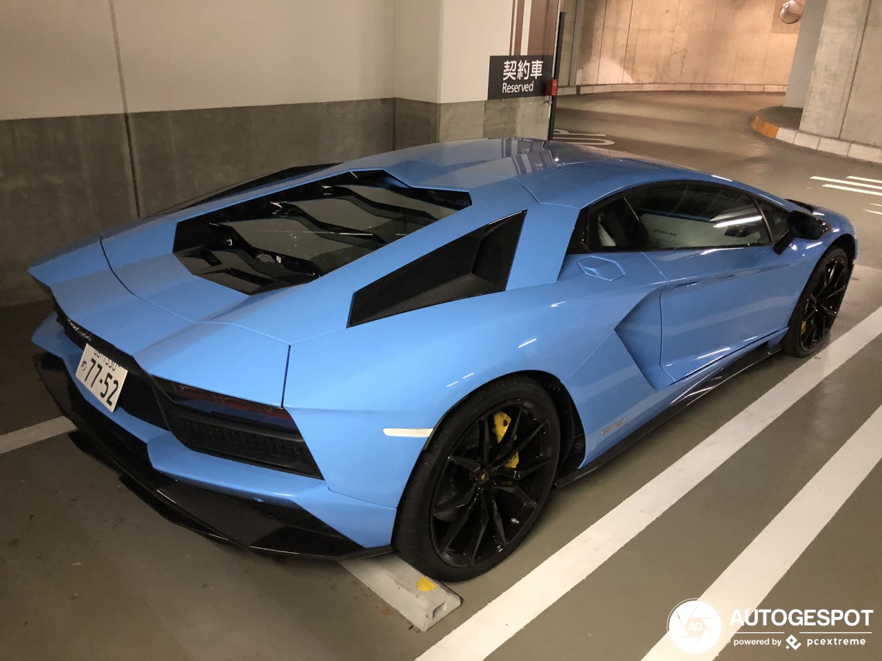 Lamborghini Aventador S LP740-4