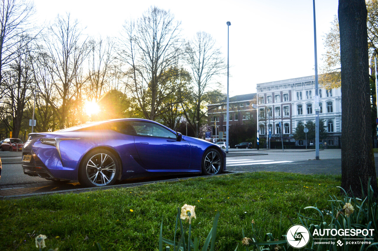 Lexus LC 500h Structural Blue Edition