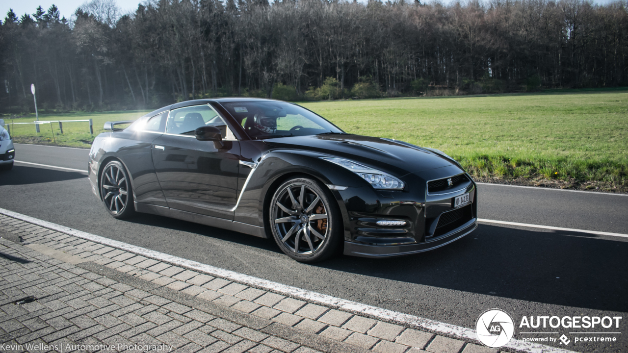 Nissan GT-R 2014