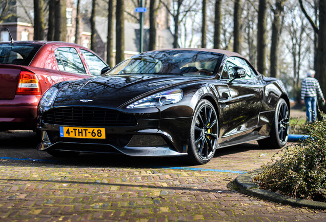 Aston Martin Vanquish Volante