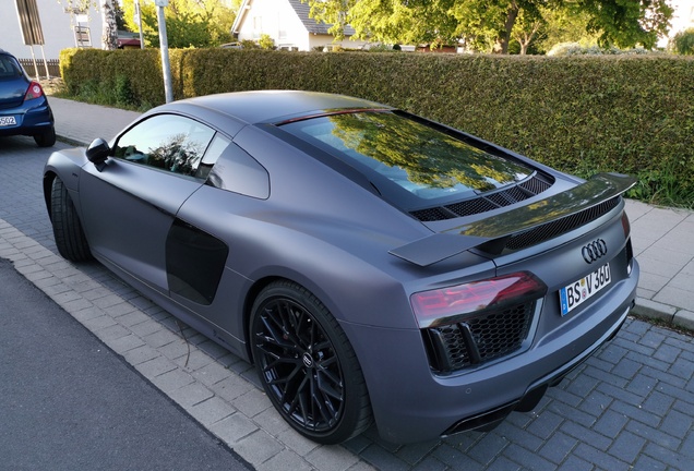 Audi R8 V10 Plus 2015