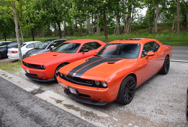 Dodge Challenger SRT-8