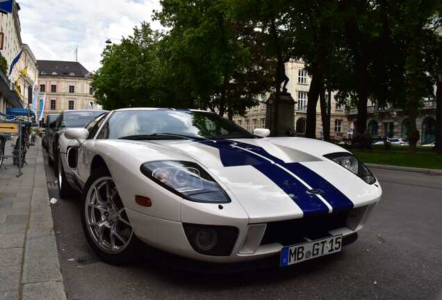 Ford GT