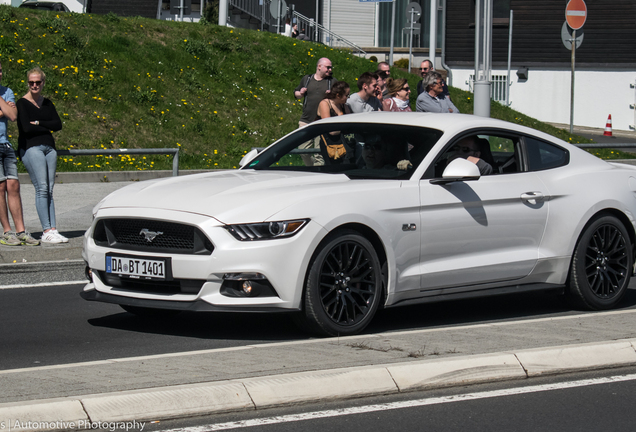 Ford Mustang GT 2015