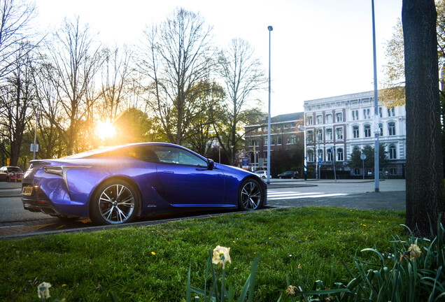 Lexus LC 500h Structural Blue Edition