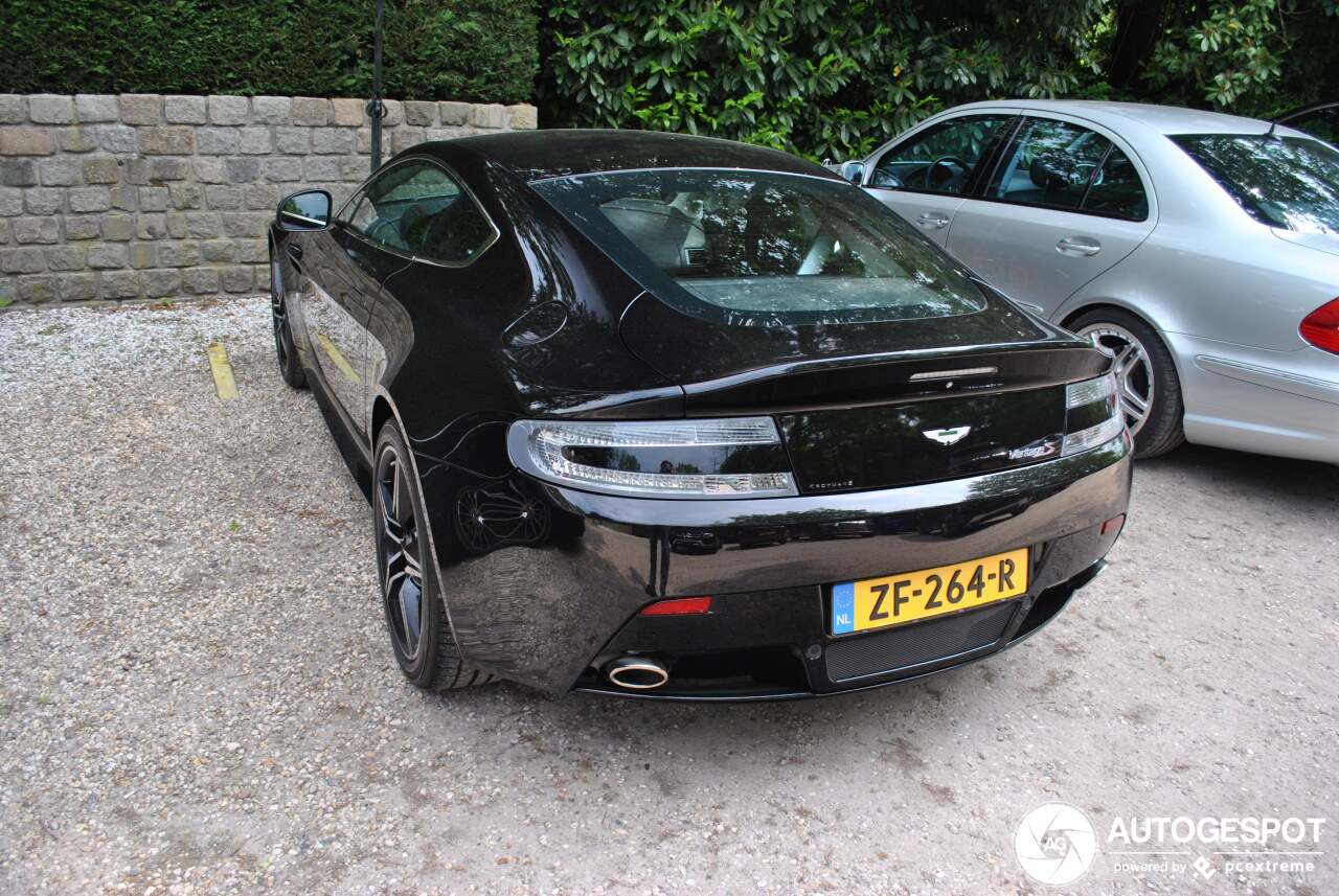 Aston Martin V8 Vantage S