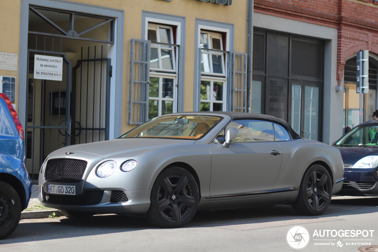 Bentley Continental GTC 2012